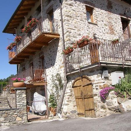 Monte Emilius Alloggio Ad Uso Turistico Vda Saint Christophe N 0002 Luaran gambar
